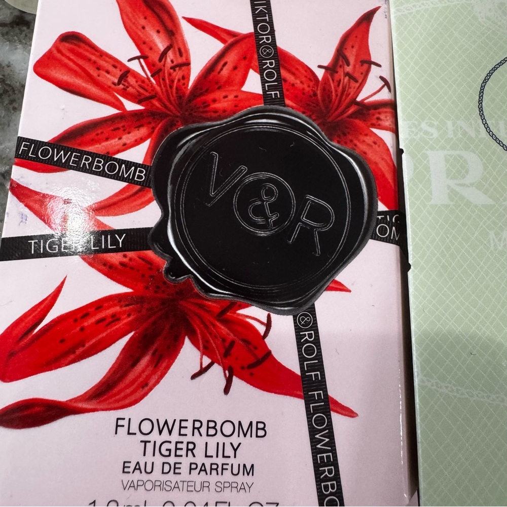 Designer sample Perfume  bundle Lot - Picture 5 of 8